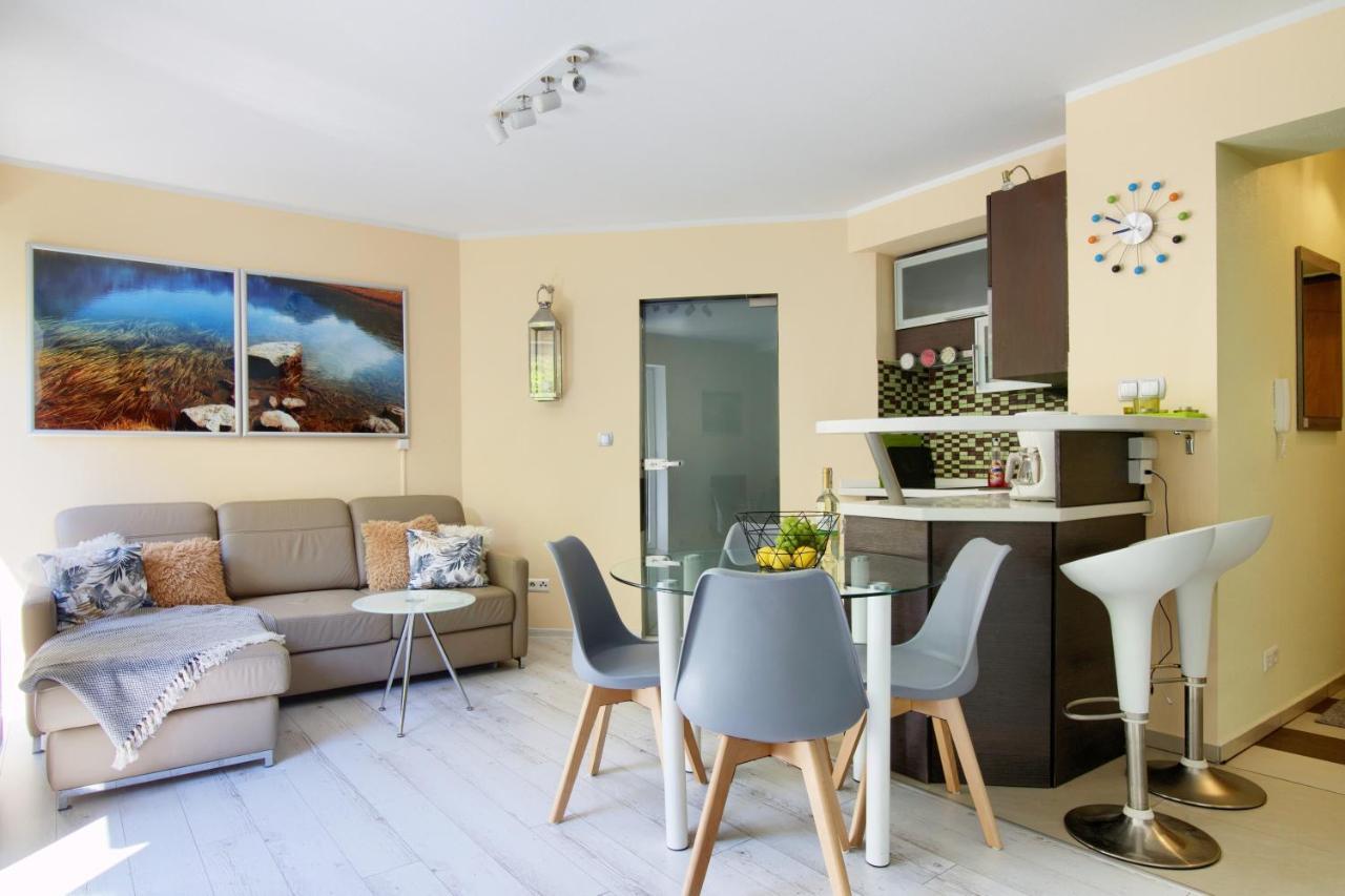 Apartament Bursztyn 2 Apartment Swinoujscie Bagian luar foto