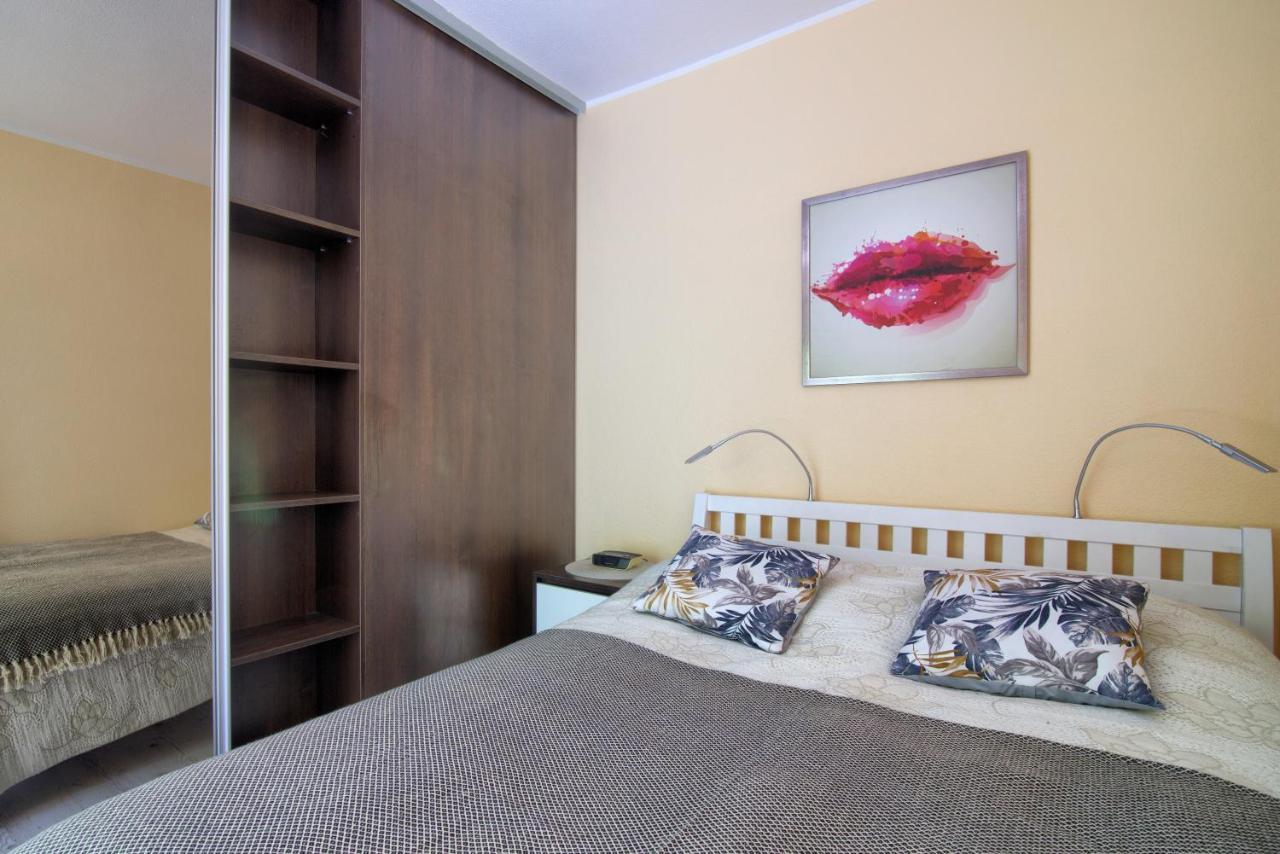 Apartament Bursztyn 2 Apartment Swinoujscie Bagian luar foto